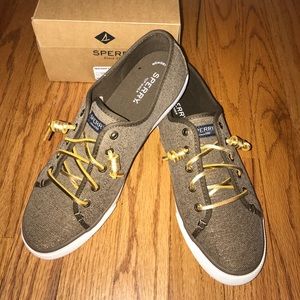 NEW Women’s Sperry Seacoast Canvas Sneakers